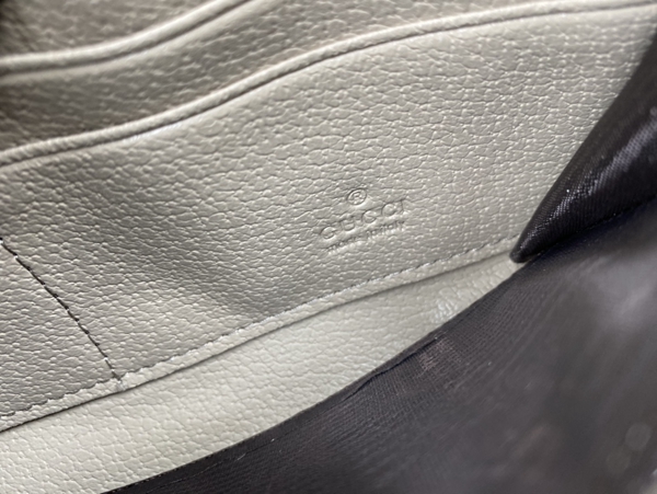 グッチ財布コピー全体デザイン